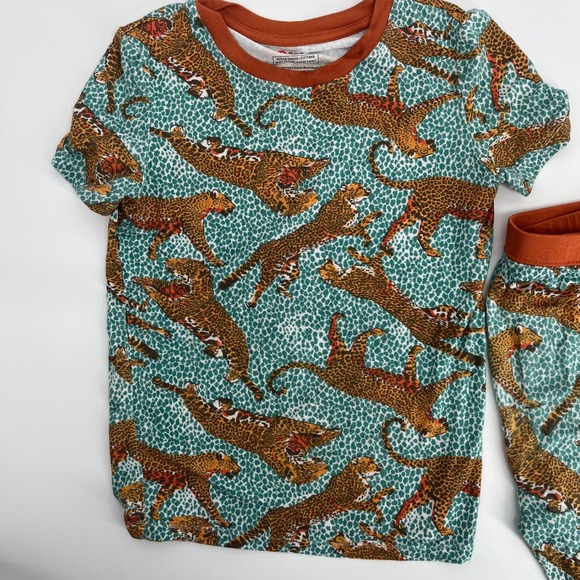 PatPat Kids Leopard Print Pajamas Set 9 Viscose Bamboo Spandex Snug Fit - Picture 2 of 5